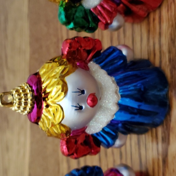 Set of Three Angel Ornaments - Picture 3 of 11